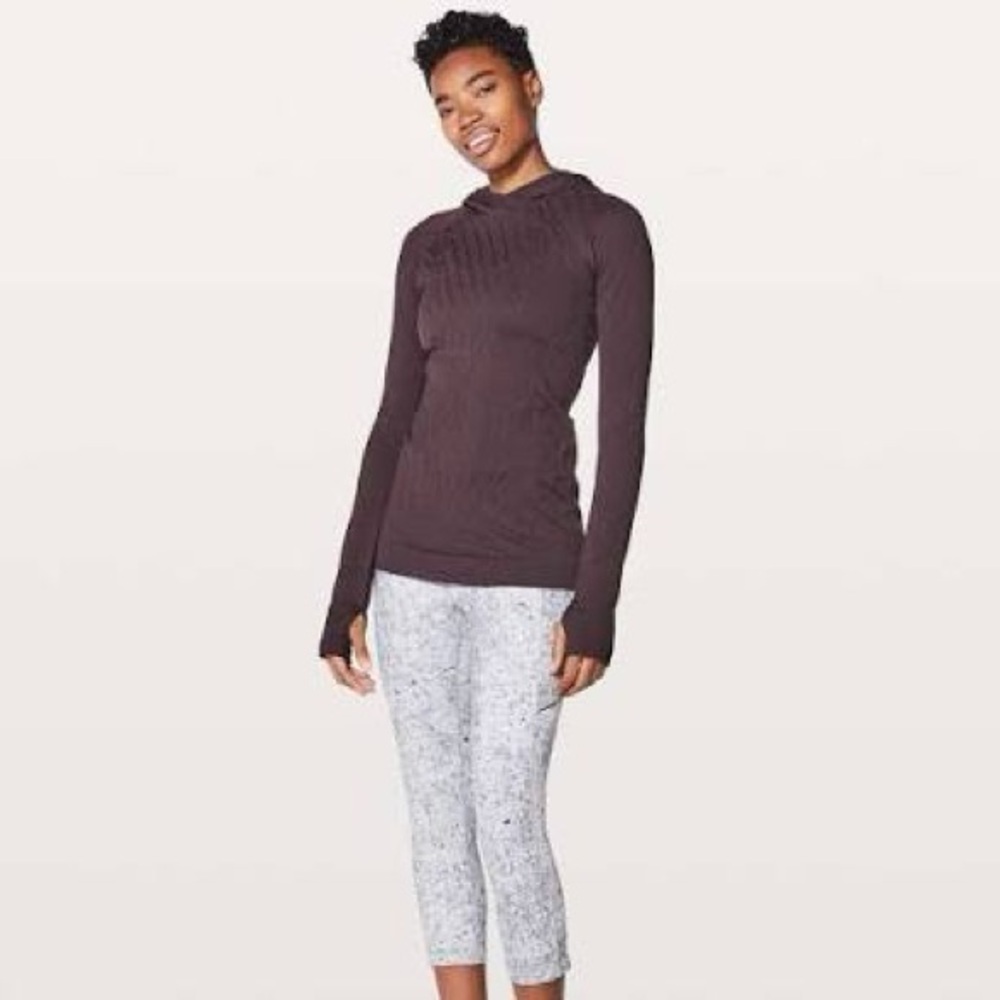 Women’s lululemon hooded restless pullover